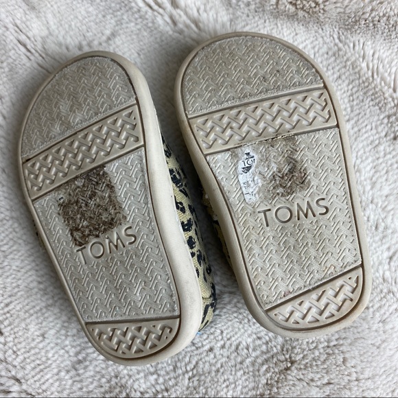 TOMS leopard baby shoe - Picture 4 of 4